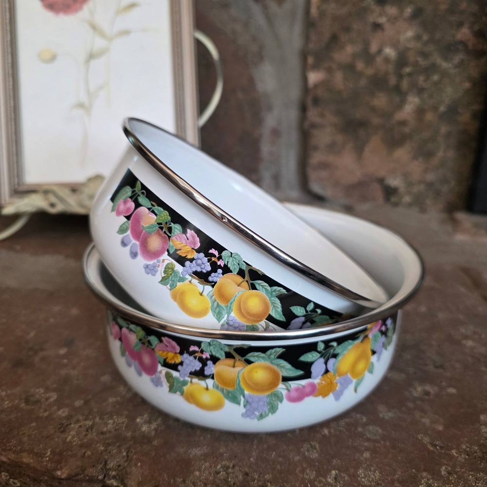 Vintage Enamelware Fruit Nesting Bowls Set of 2 White Cottagecore 6 Inch